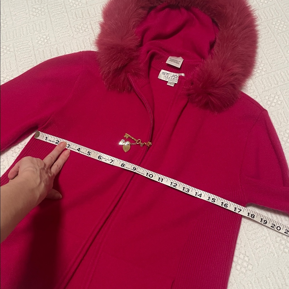 St. John Cashmere Fox Fur Trim knit sweater set cardigan & tank top mock neck - Picture 11 of 17